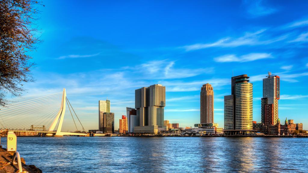 A&O Rotterdam City Экстерьер фото